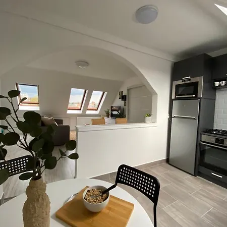 Neva Apartman Lägenhet *