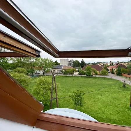 Lägenhet Neva Apartman